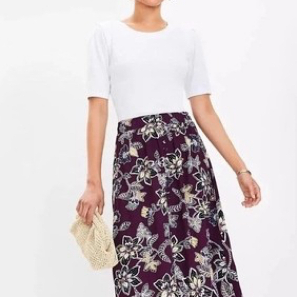 LOFT Skirt Size Small Midi Pull On Button Hibiscus Italian Plum Color